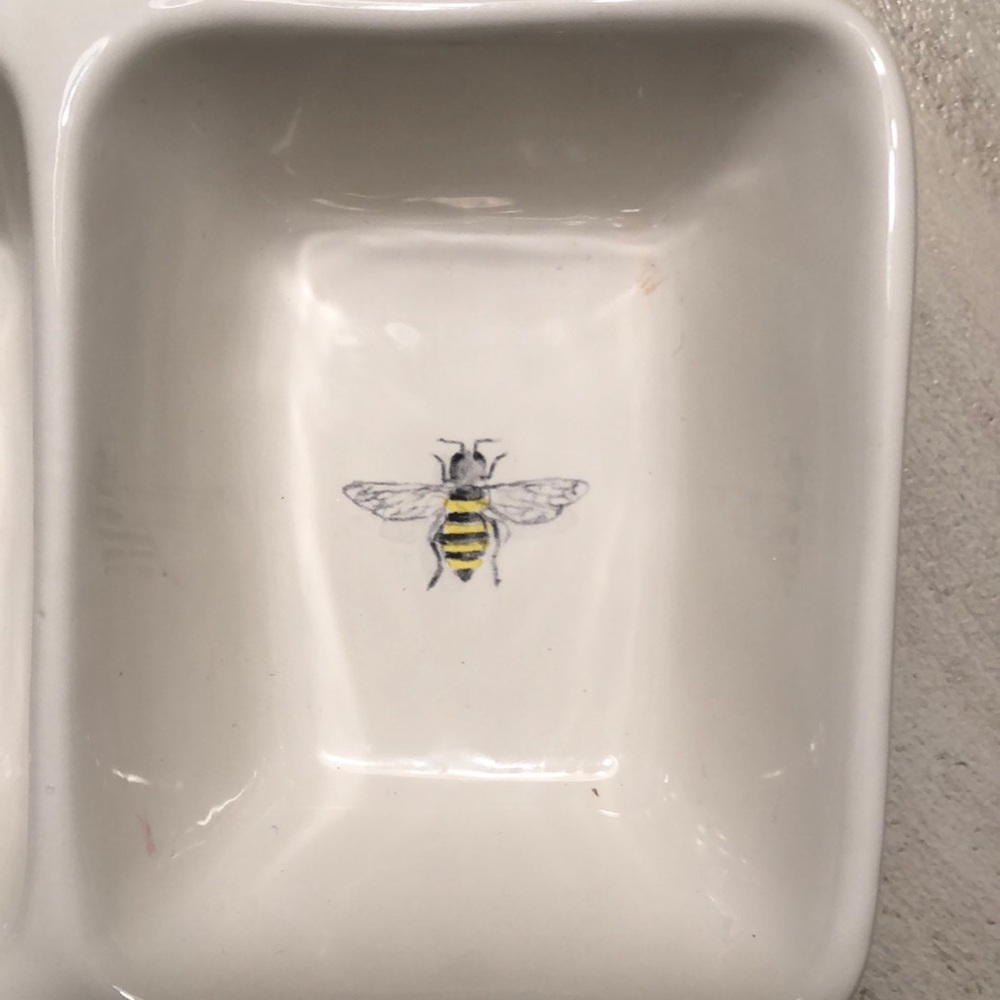 Rae Dunn divided dish. - Picture 3 of 5